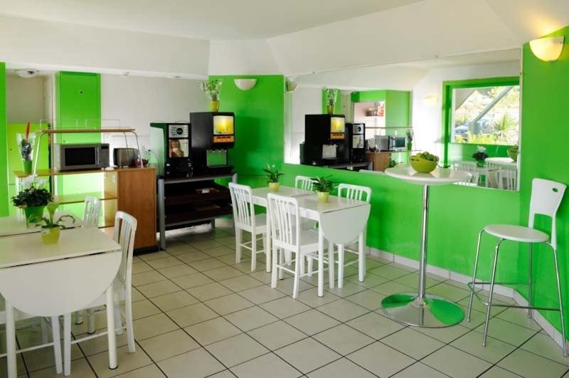 Lemon Hotel Le Coteau Eksteriør bilde
