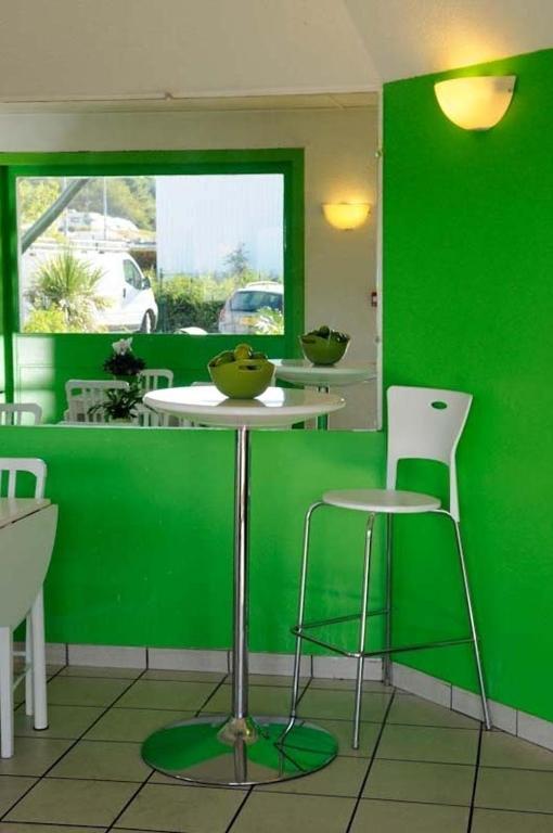 Lemon Hotel Le Coteau Eksteriør bilde